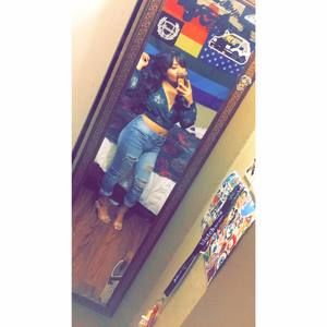 Meet your Posher, Jacqueline